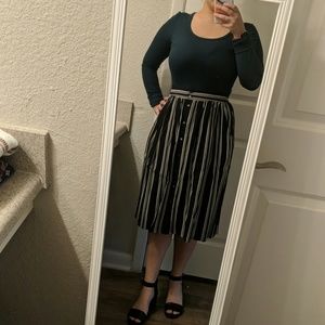 Size M Dark Green Long Sleeve